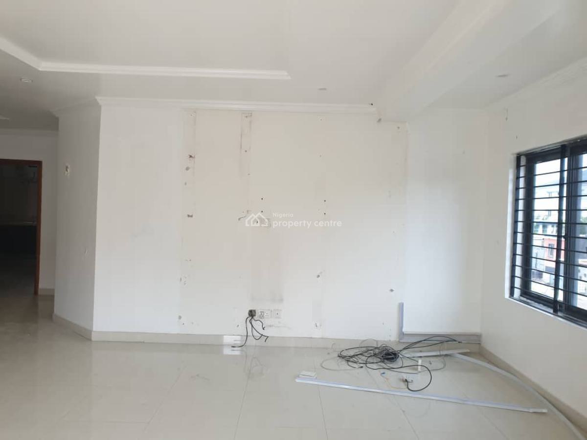 3 Bedroom Apartment, Lekki Phase 1, Lekki, Lagos, Flat / Apartment for Rent