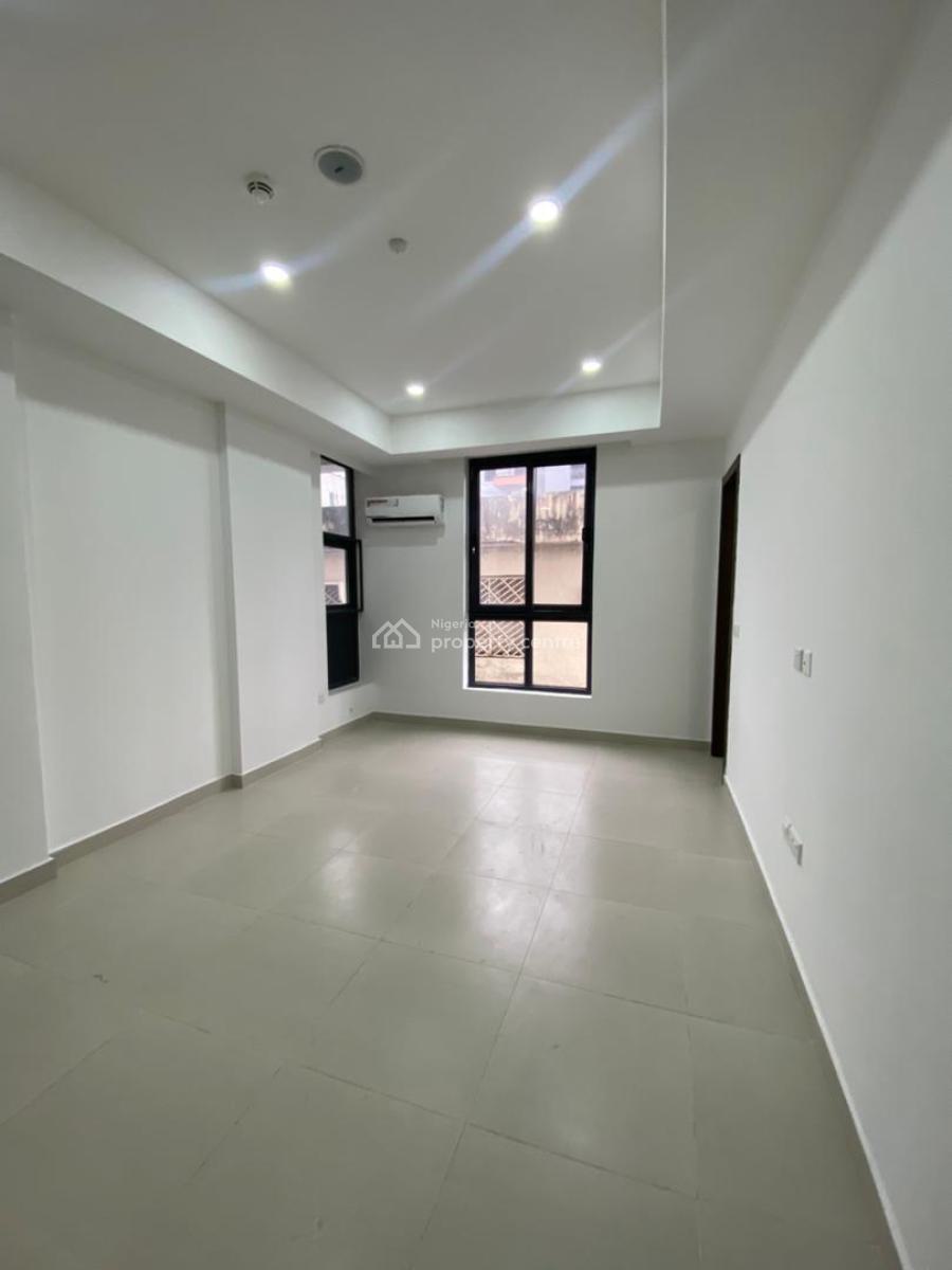 3 Bedroom Apartment, Lekki Phase 1, Lekki, Lagos, Flat / Apartment for Sale