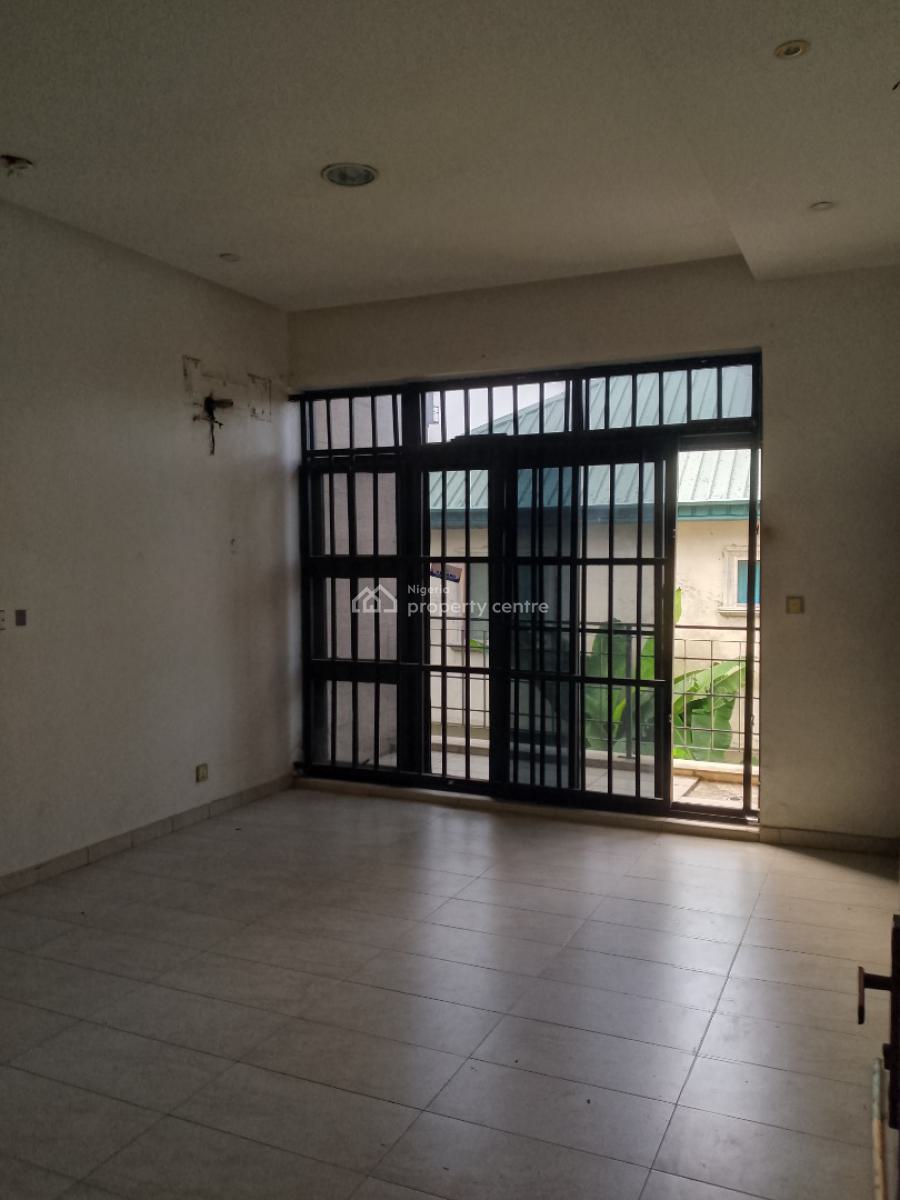 Very Spacious 3 Bedroom Terrace Duplex, Mobile Road, Ilaje, Ajah, Lagos, Terraced Duplex for Rent