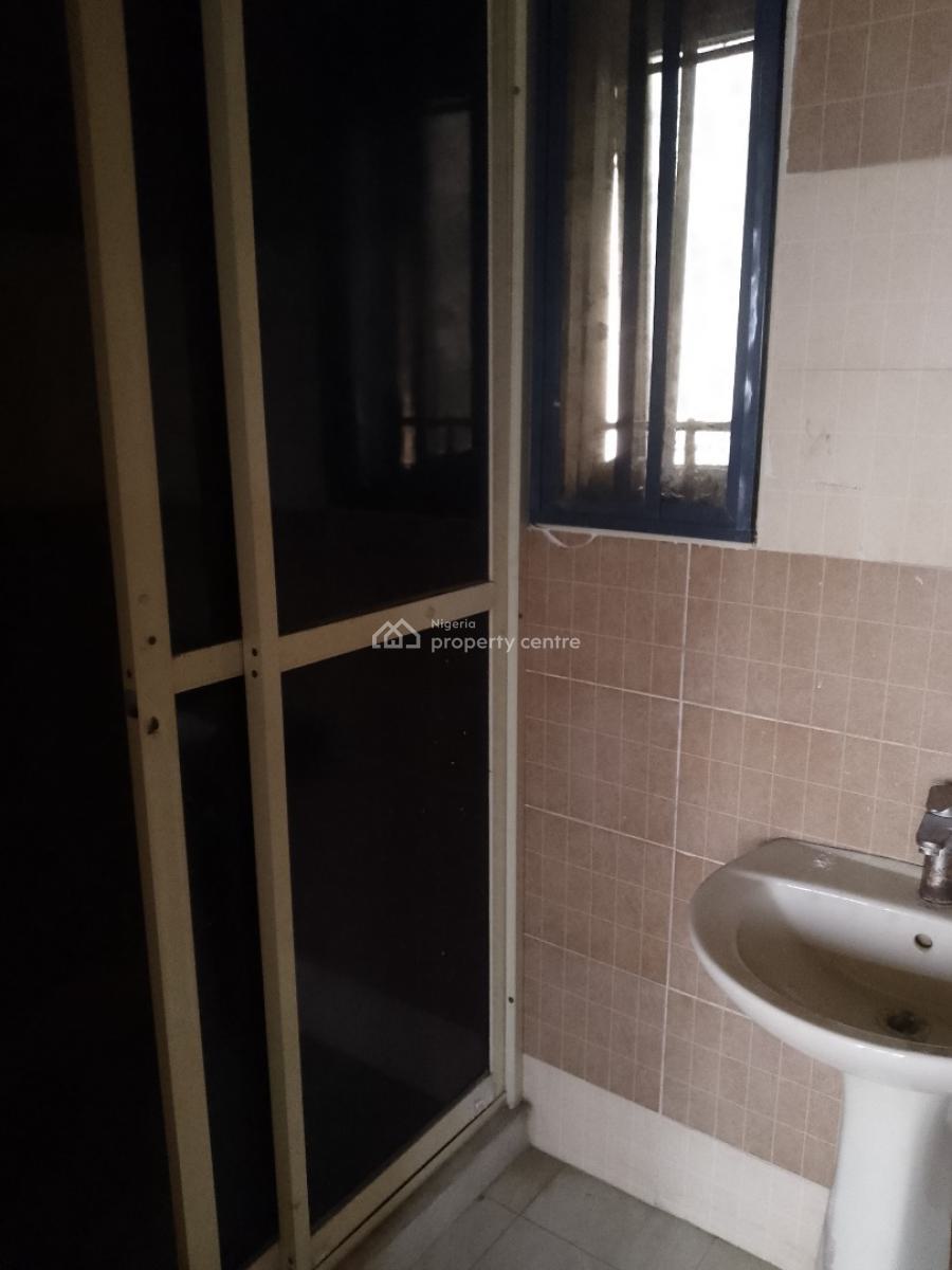 Very Spacious 3 Bedroom Terrace Duplex, Mobile Road, Ilaje, Ajah, Lagos, Terraced Duplex for Rent