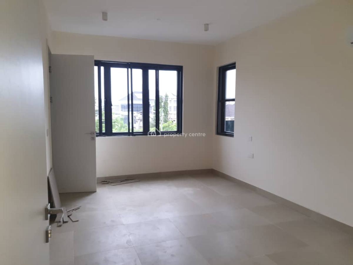 3 Bedroom Apartments, Lekki Phase 1, Lekki, Lagos, Flat / Apartment for Sale