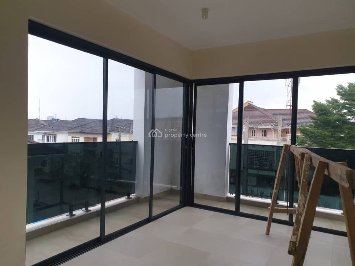 3 Bedroom Apartments, Lekki Phase 1, Lekki, Lagos, Flat / Apartment for Sale
