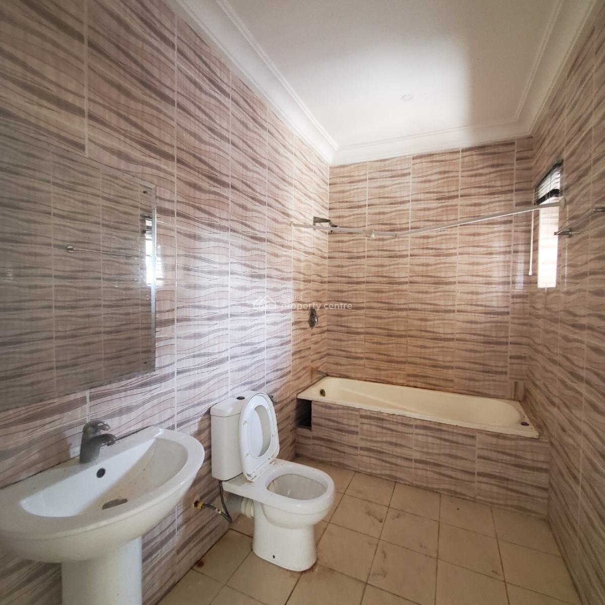 Beautiful 4 Bedroom Duplex with a Bq in a Secured Estate, Chevron, Lekki, Lagos, House for Rent