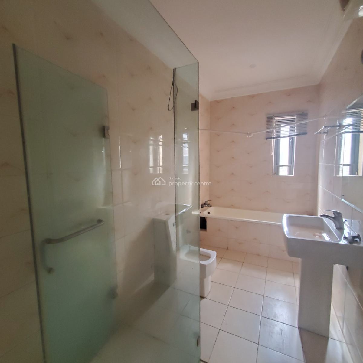 Beautiful 4 Bedroom Duplex with a Bq in a Secured Estate, Chevron, Lekki, Lagos, House for Rent