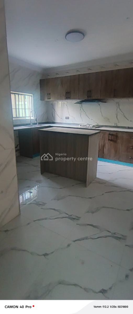 Spacious Room and Parlor Mini Flat, Behind Elevation Church, Lekki Phase 1, Lekki, Lagos, Mini Flat (room and Parlour) for Rent