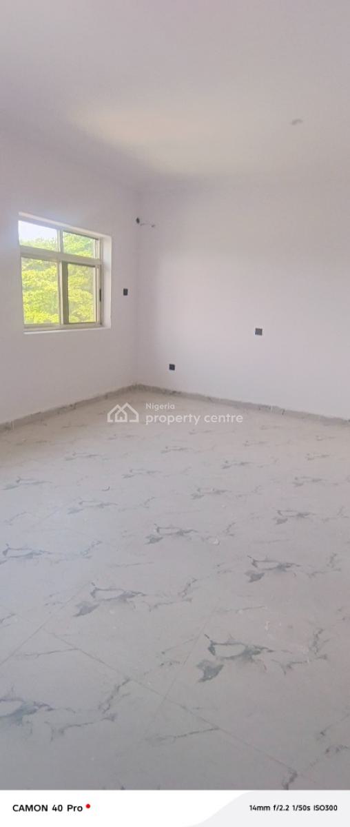 Spacious Room and Parlor Mini Flat, Behind Elevation Church, Lekki Phase 1, Lekki, Lagos, Mini Flat (room and Parlour) for Rent