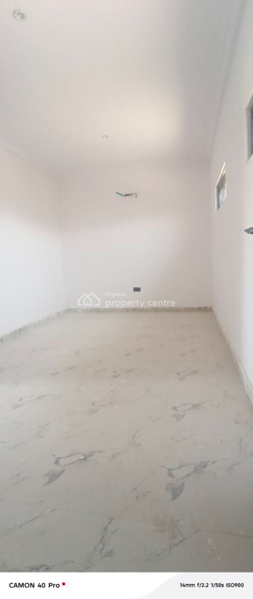 Spacious Room and Parlor Mini Flat, Behind Elevation Church, Lekki Phase 1, Lekki, Lagos, Mini Flat (room and Parlour) for Rent