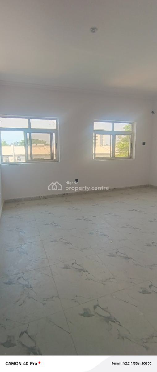 Spacious Room and Parlor Mini Flat, Behind Elevation Church, Lekki Phase 1, Lekki, Lagos, Mini Flat (room and Parlour) for Rent