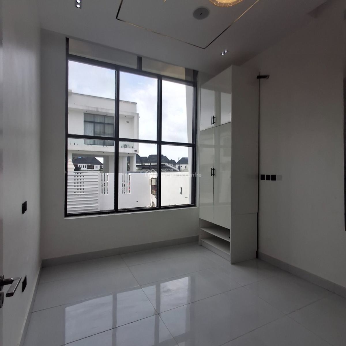 5 Bedroom Fully Detached Duplex, Orchid Road, Lafiaji, Lekki, Lagos, Detached Duplex for Sale