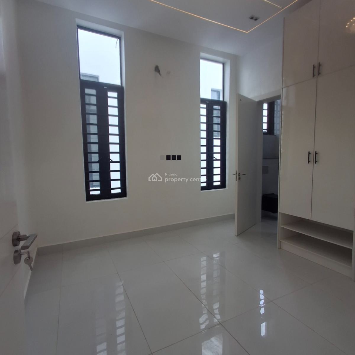 5 Bedroom Fully Detached Duplex, Orchid Road, Lafiaji, Lekki, Lagos, Detached Duplex for Sale