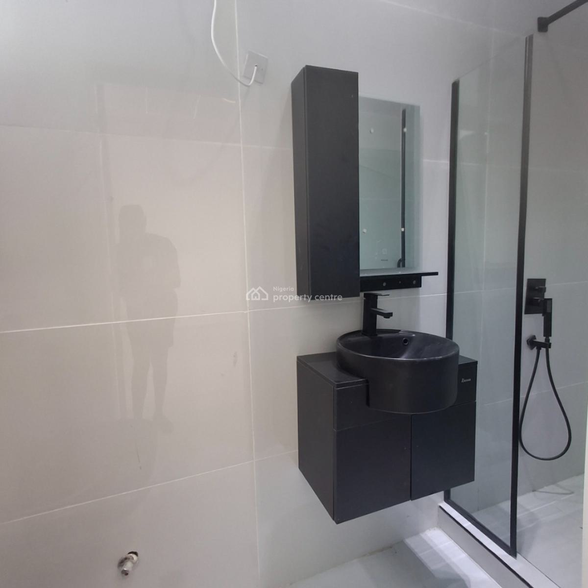 5 Bedroom Fully Detached Duplex, Orchid Road, Lafiaji, Lekki, Lagos, Detached Duplex for Sale