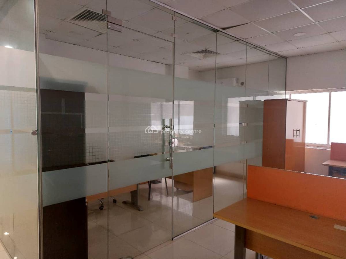 Commercial Office Space Measuring  304 Sqm, Ligali Ayorinde, Victoria Island (vi), Lagos, Office Space for Rent