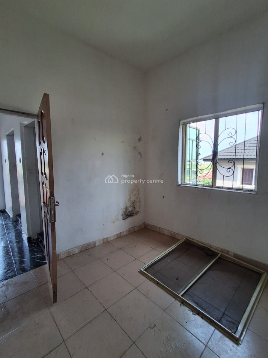 Mini Flat Upstairs, Badore, Ajah, Lagos, House for Rent