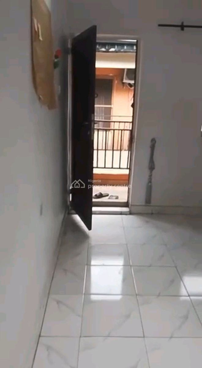 Standard and Spacious Mini Flat, Shomolu, Lagos, Mini Flat (room and Parlour) for Rent