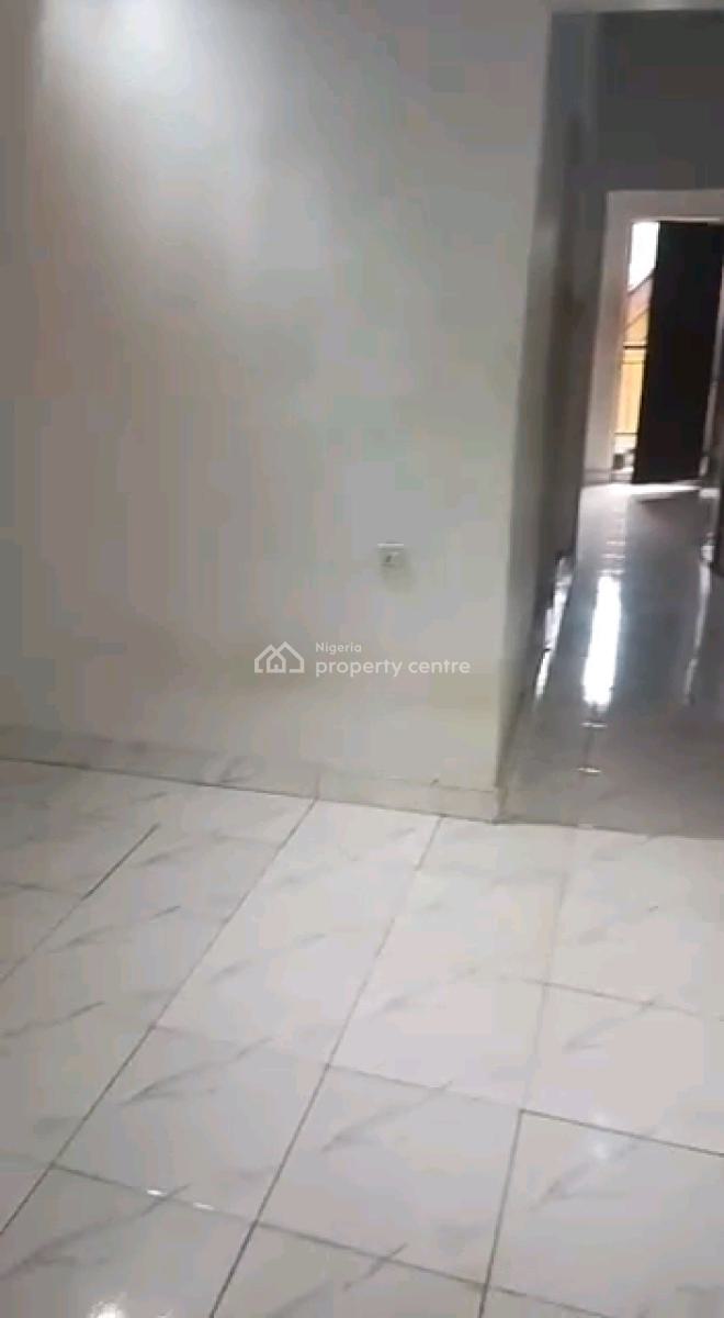 Standard and Spacious Mini Flat, Shomolu, Lagos, Mini Flat (room and Parlour) for Rent