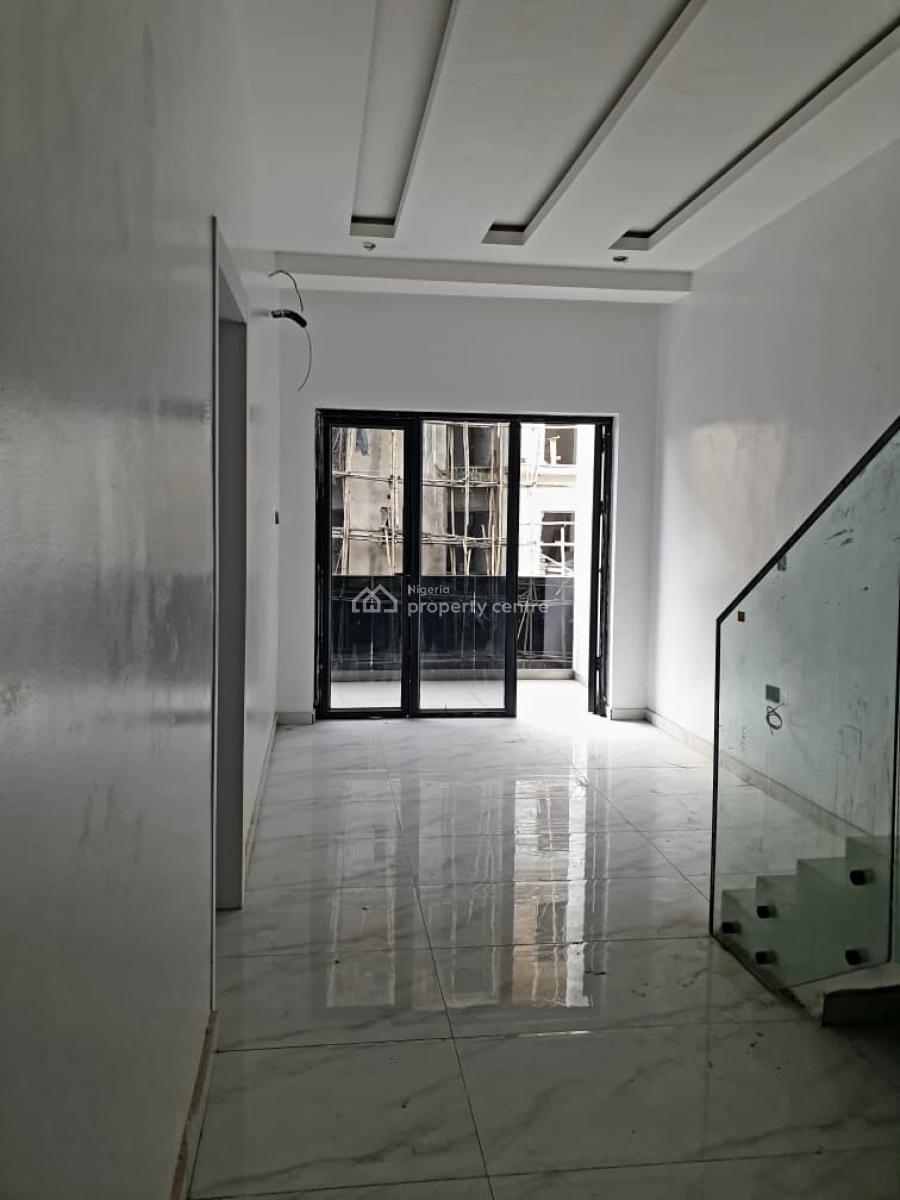 Exquisitely Built 5 Bedroom Semi-detached House, Oduduwa Crescent, Ikeja Gra, Ikeja, Lagos, Semi-detached Duplex for Sale