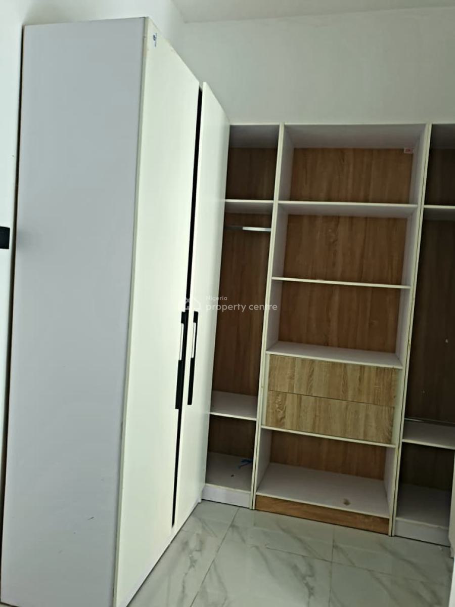 Exquisitely Built 5 Bedroom Semi-detached House, Oduduwa Crescent, Ikeja Gra, Ikeja, Lagos, Semi-detached Duplex for Sale