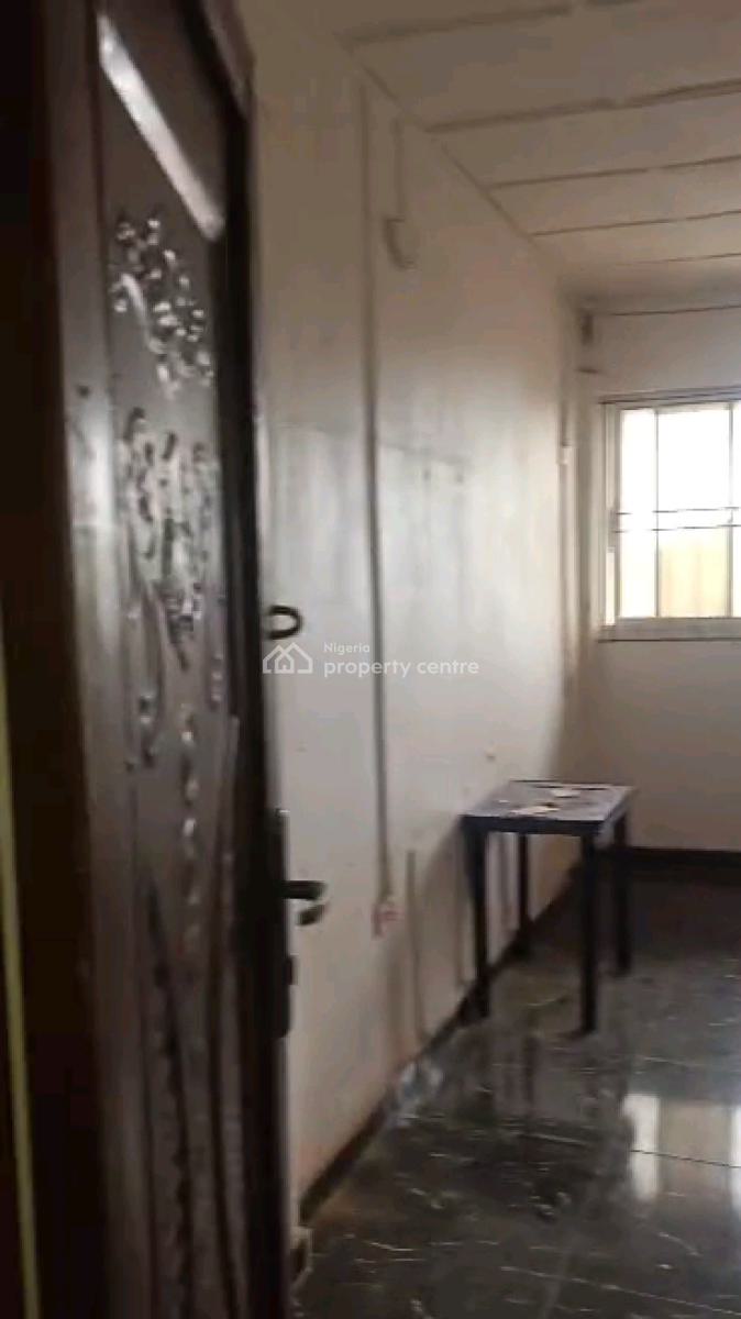 Standard and Spacious Mini Flat, Adekunle, Yaba, Lagos, Mini Flat (room and Parlour) for Rent