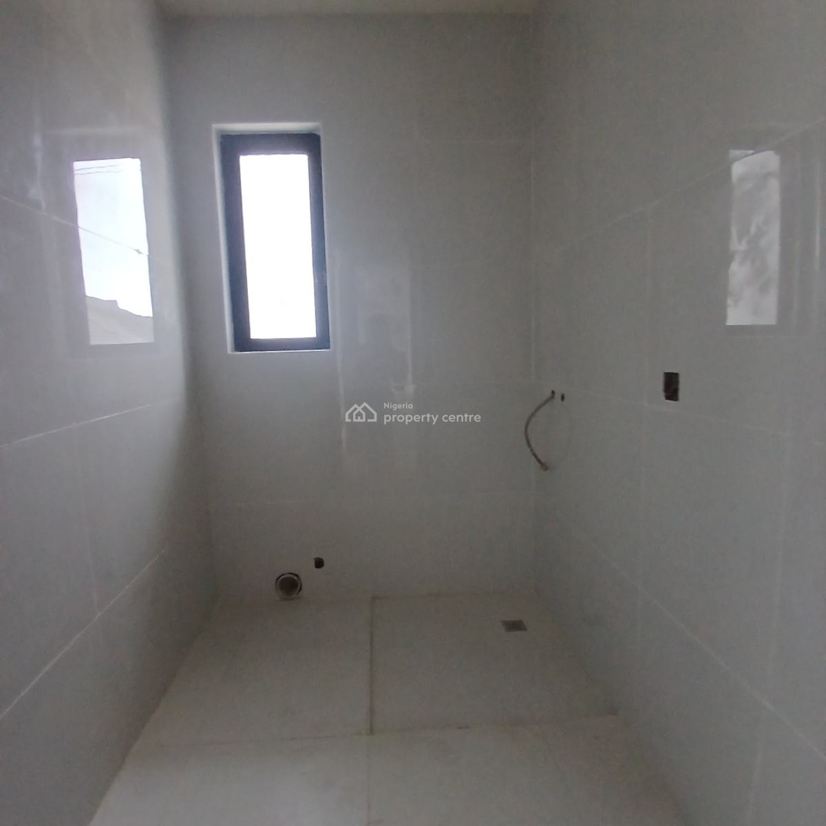 2 Bedroom Apartment, Lekki Phase 1, Lekki, Lagos, Flat / Apartment for Sale