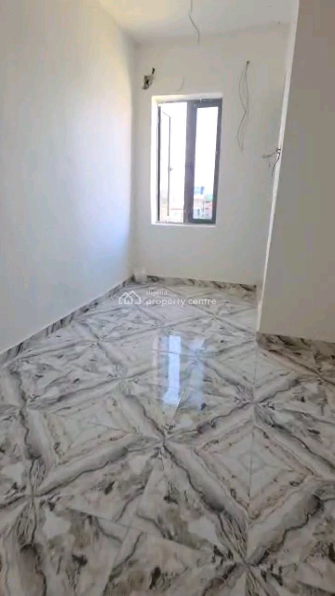 Standard and Spacious 2 Bedroom Flat, Yaba, Lagos, Flat / Apartment for Rent