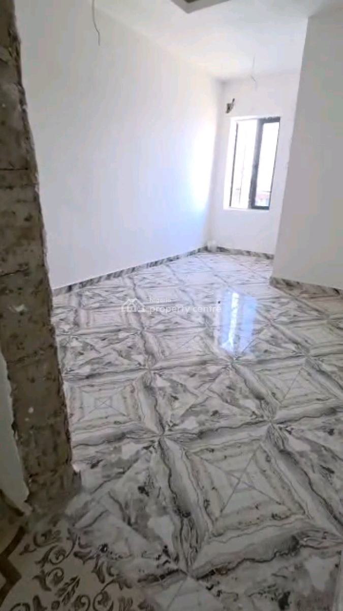 Standard and Spacious 2 Bedroom Flat, Yaba, Lagos, Flat / Apartment for Rent