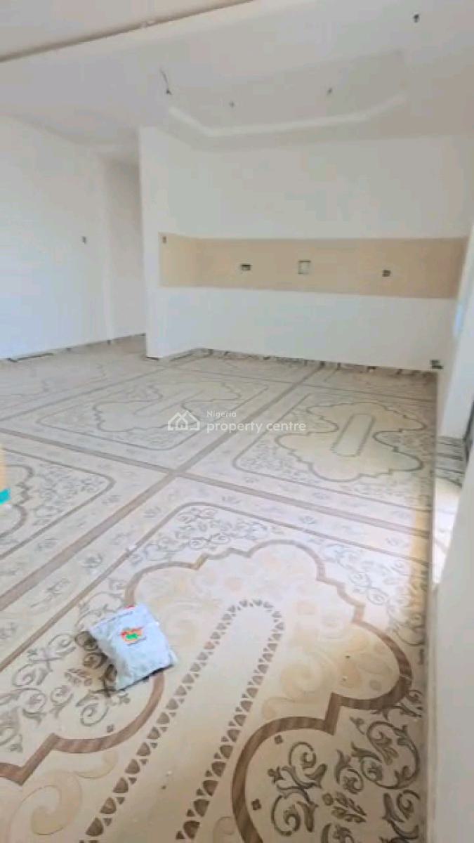 Standard and Spacious 2 Bedroom Flat, Yaba, Lagos, Flat / Apartment for Rent