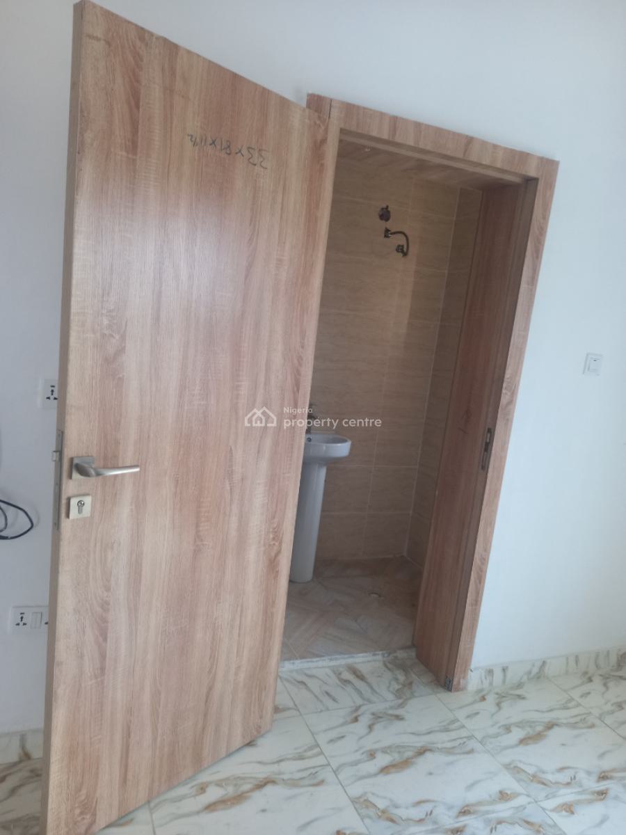 Luxury 3 Bedroom Flats, at Abraham Adesanya, Lekki Phase 2, Lekki, Lagos, Block of Flats for Sale