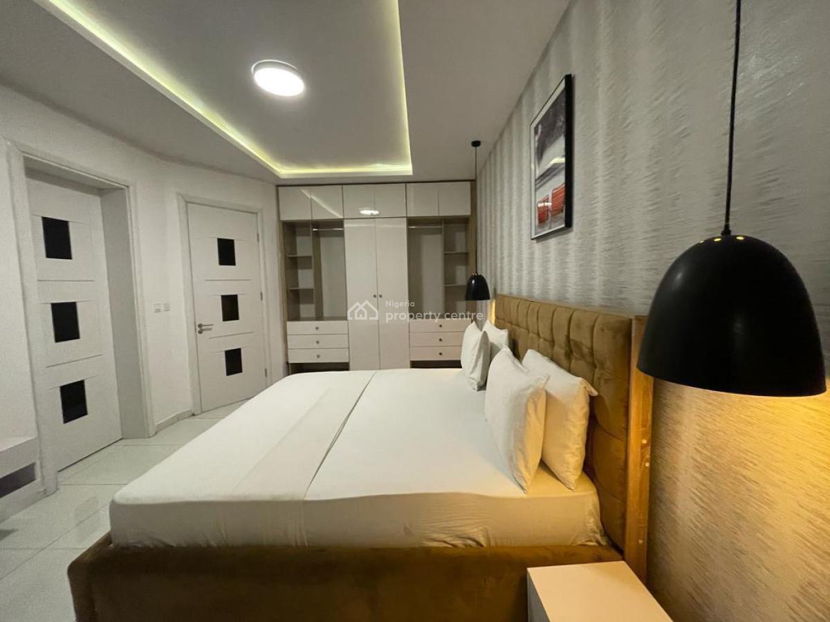 Luxury Cozy 4 Bedrooms Serviced and Furnished Apartment, Lekki Phase 1, Lekki, Lagos, Flat / Apartment Short Let
