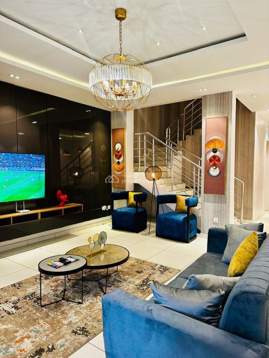 Luxury Cozy 4 Bedrooms Serviced and Furnished Apartment, Lekki Phase 1, Lekki, Lagos, Flat / Apartment Short Let