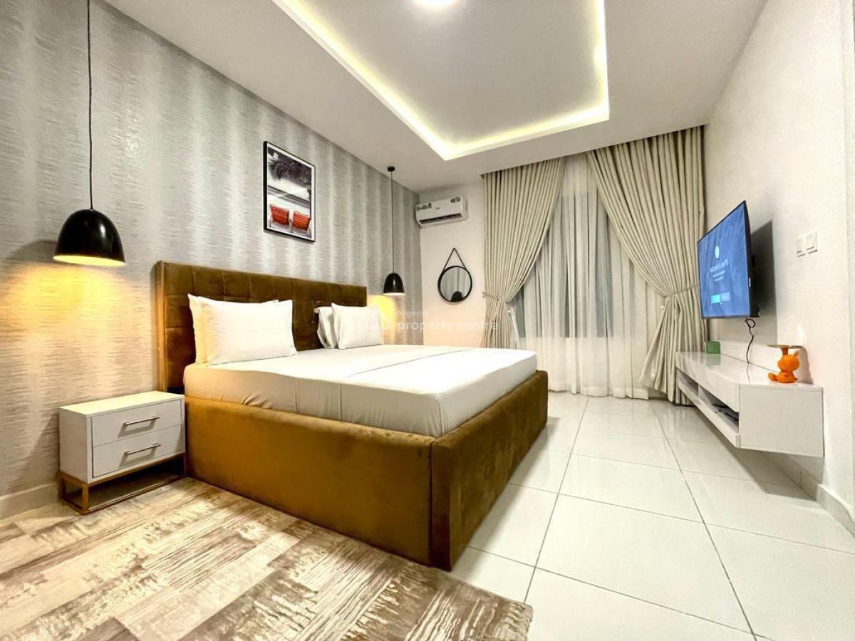 Luxury Cozy 4 Bedrooms Serviced and Furnished Apartment, Lekki Phase 1, Lekki, Lagos, Flat / Apartment Short Let