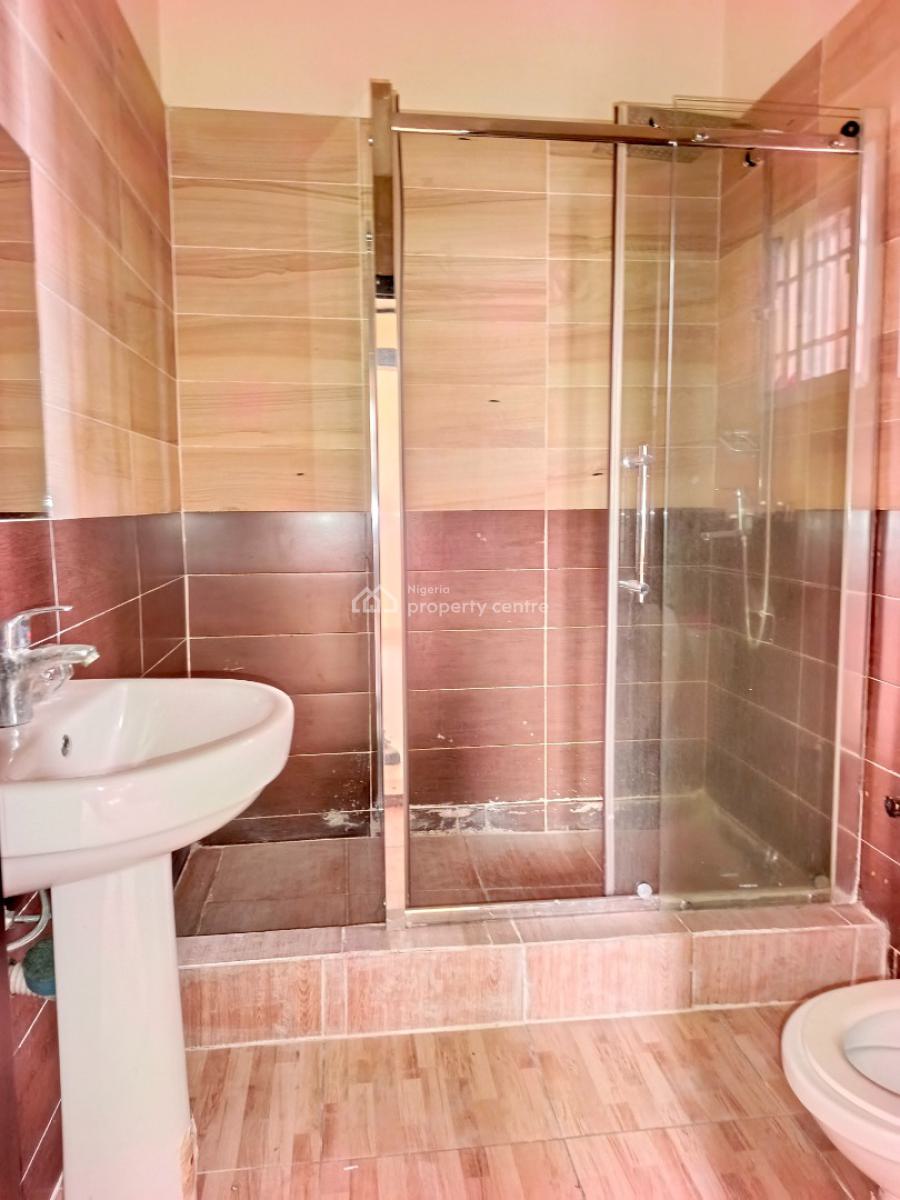 Smart Spacious Conducive  4 Dedrooms Duplex, in Estate at Ogombo Abraham Adesanya Axis, Ajah, Lagos, Terraced Duplex for Rent