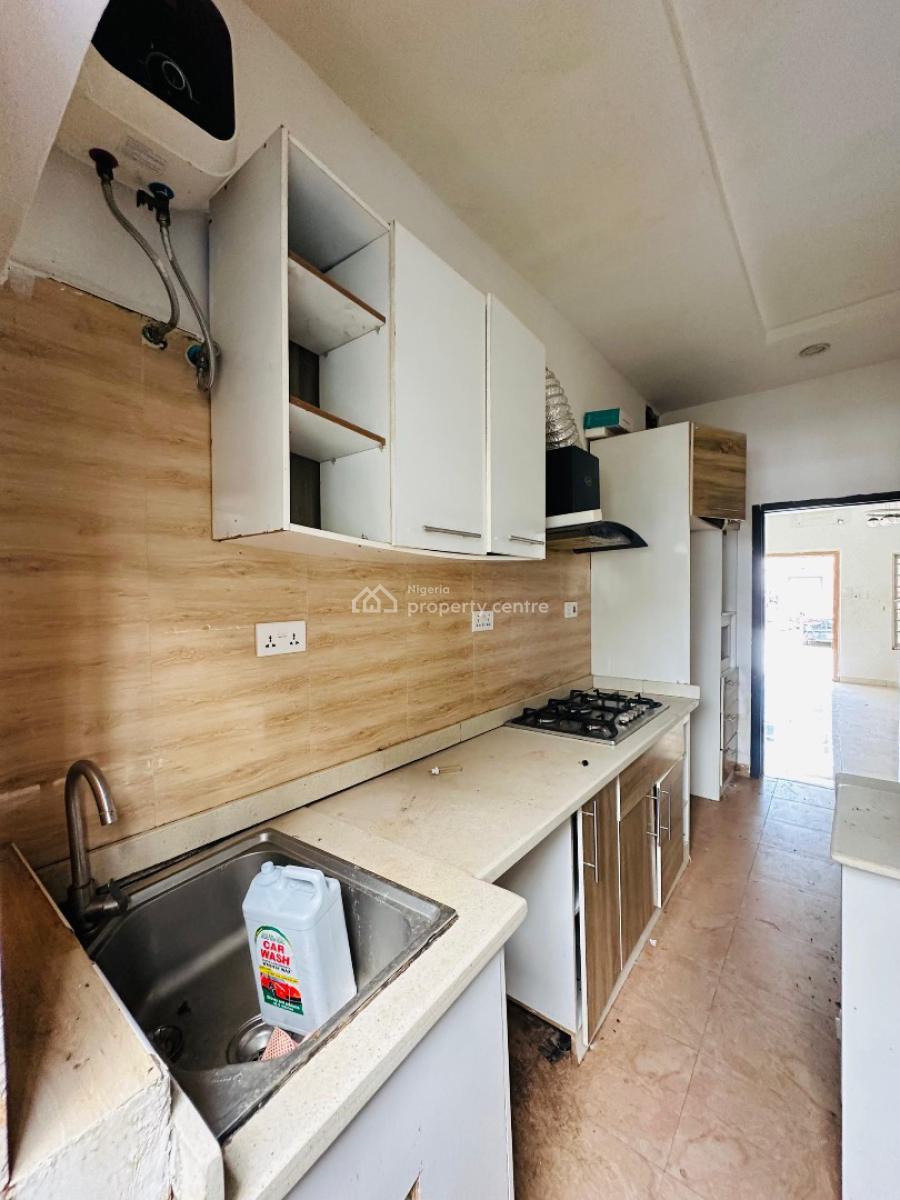 Well Built 3 Bedroom Terrace Duplex, Ikota, Lekki, Lagos, Terraced Duplex for Sale