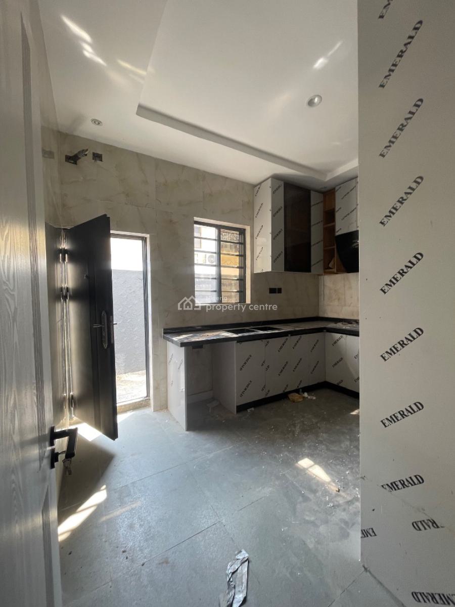 4 Bedroom Semi Detached Duplex, Gra Phase 2, Magodo, Lagos, Detached Duplex for Sale
