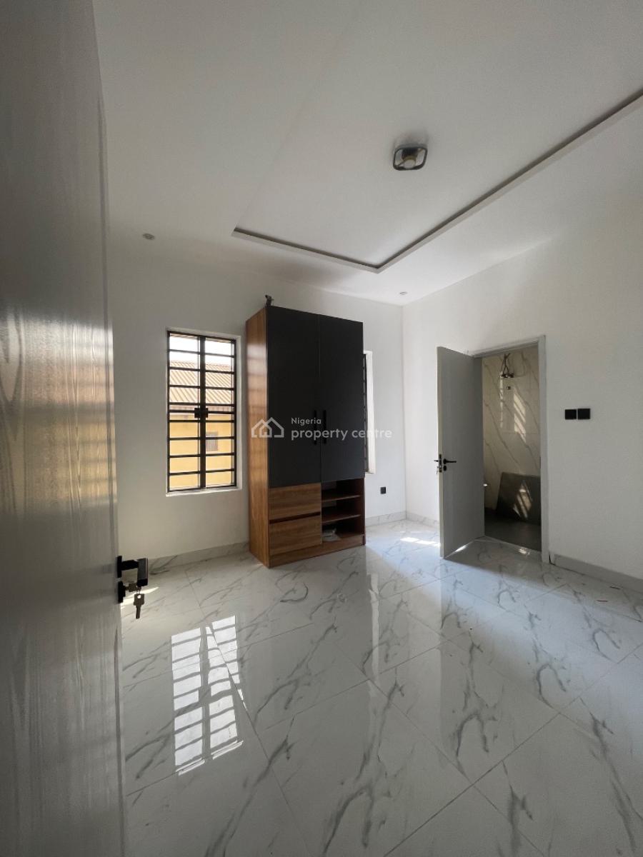 4 Bedroom Semi Detached Duplex, Gra Phase 2, Magodo, Lagos, Detached Duplex for Sale