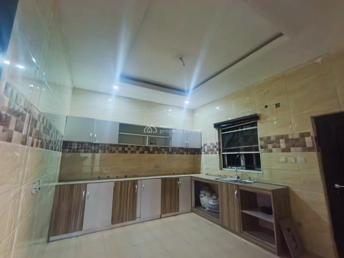 Luxury Miniflat with Purposely Built Kitchen, Bera Estate, Lekki, Lagos, Mini Flat (room and Parlour) for Rent