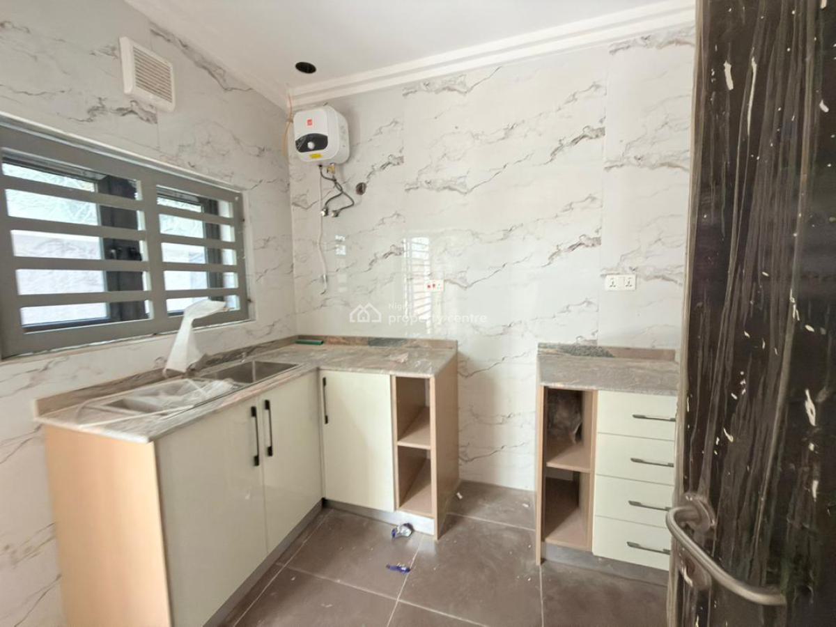 Newly Built and Luxurious 2 Bedroom Apartment, Utako, Abuja, Flat / Apartment for Rent