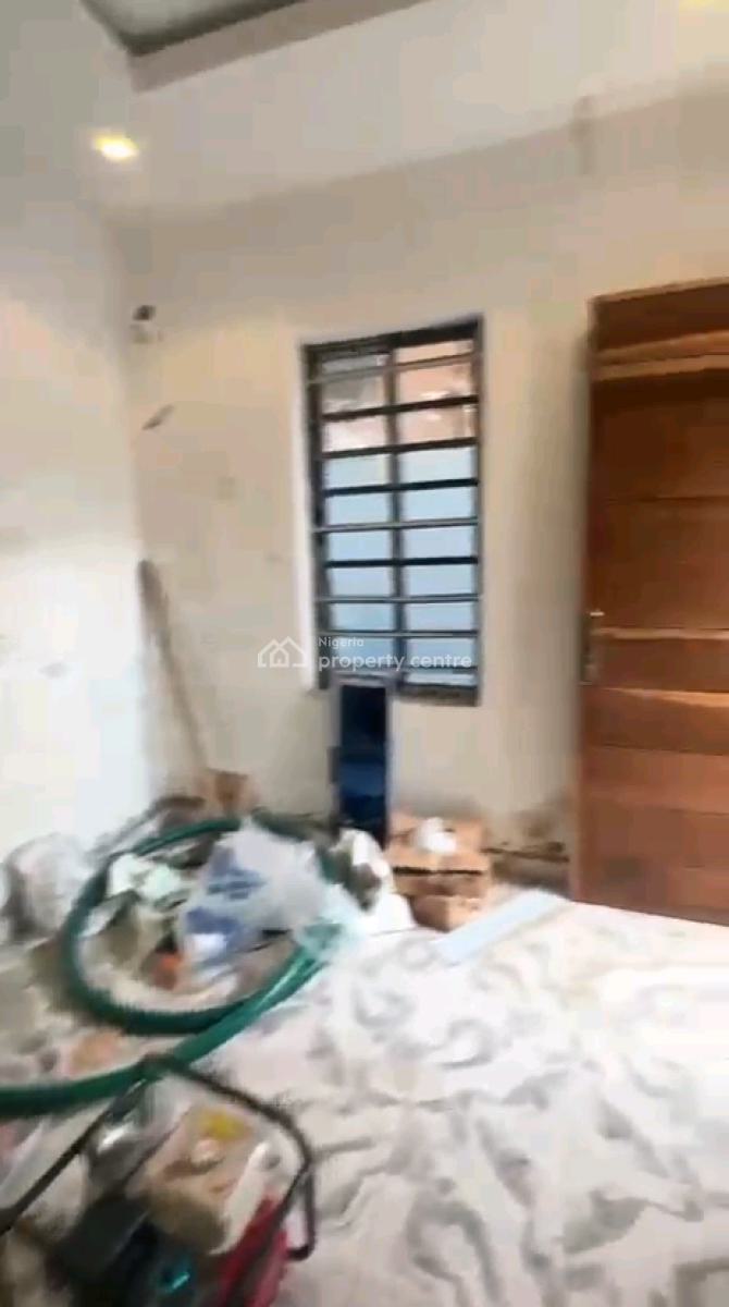 Standard and Very Spacious Room Self Contain, Akoka, Yaba, Lagos, Self Contain (single Rooms) for Rent