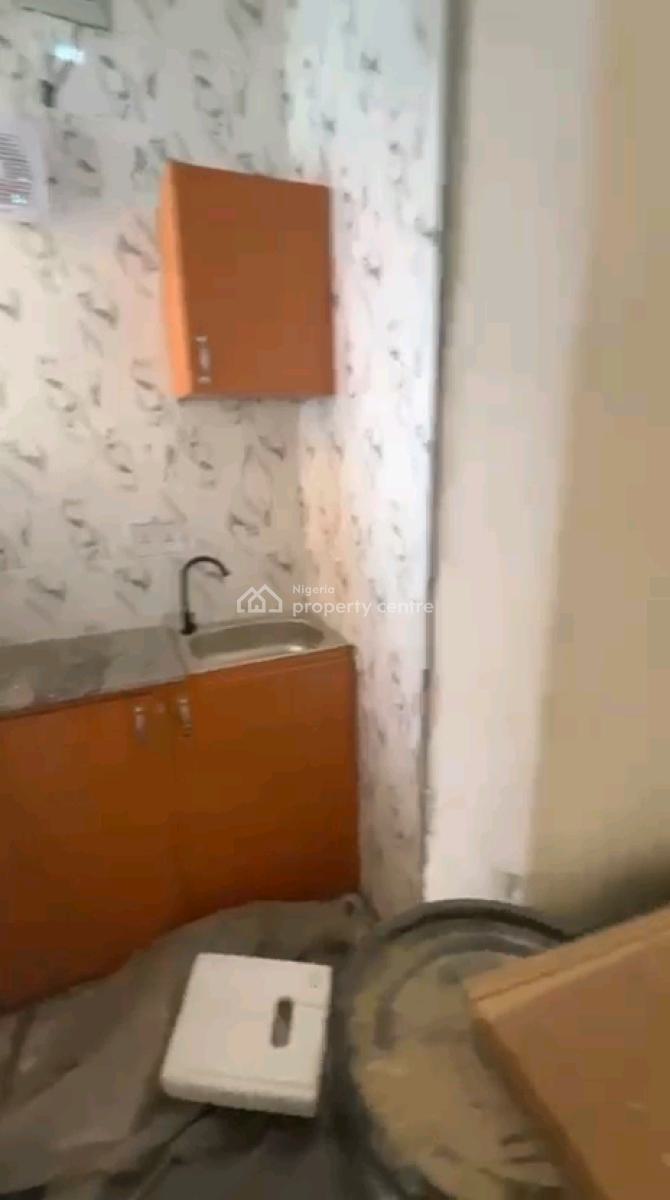 Standard and Very Spacious Room Self Contain, Akoka, Yaba, Lagos, Self Contain (single Rooms) for Rent