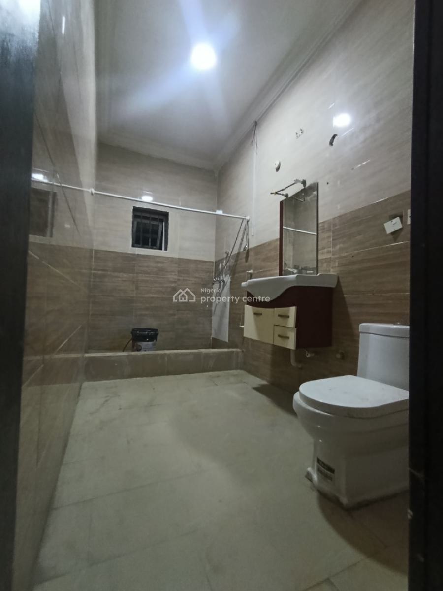 a Miniflat with Personal Kitchen and Personal Prepaid Meter, Bera Estate Chevron Drive, Lekki, Lagos, Mini Flat (room and Parlour) for Rent