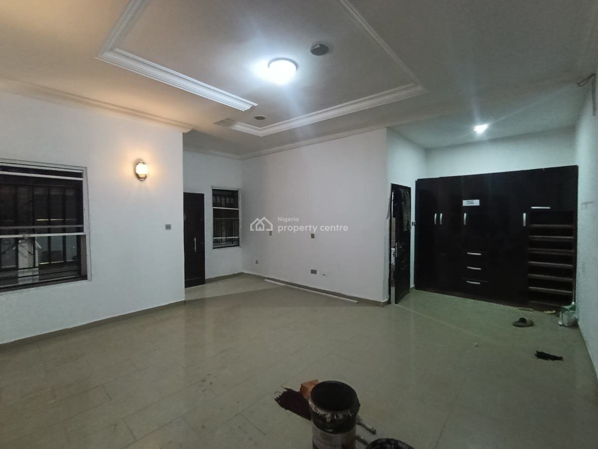 a Miniflat with Personal Kitchen and Personal Prepaid Meter, Bera Estate Chevron Drive, Lekki, Lagos, Mini Flat (room and Parlour) for Rent