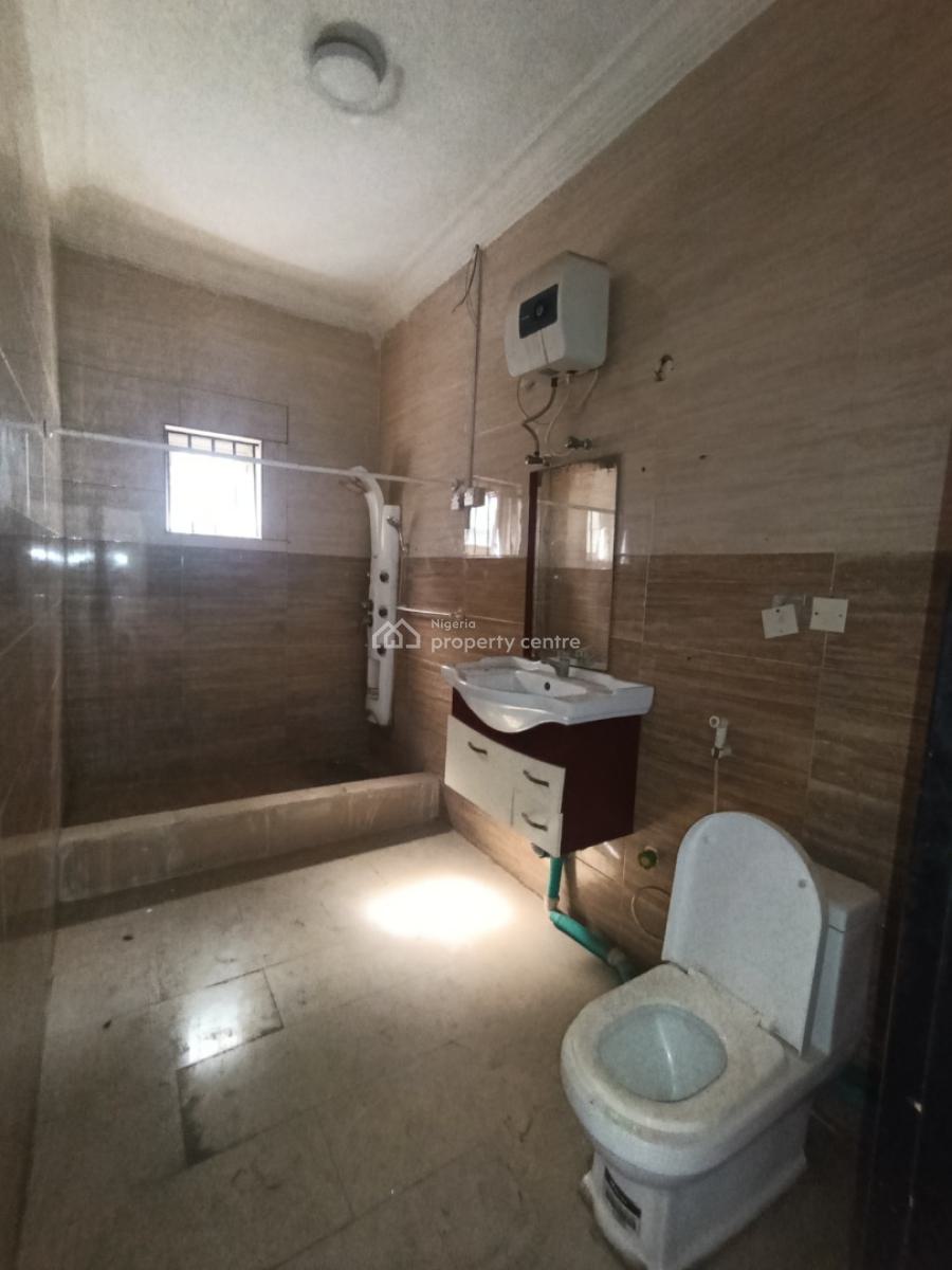 a Miniflat with Personal Kitchen and Personal Prepaid Meter, Bera Estate Chevron Drive, Lekki, Lagos, Mini Flat (room and Parlour) for Rent
