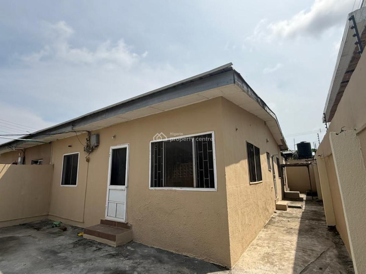 Well Built 3 Bedroom Semi Detached Bungalow, Abraham Adesanya Estate, Ajah, Lagos, Semi-detached Bungalow for Rent
