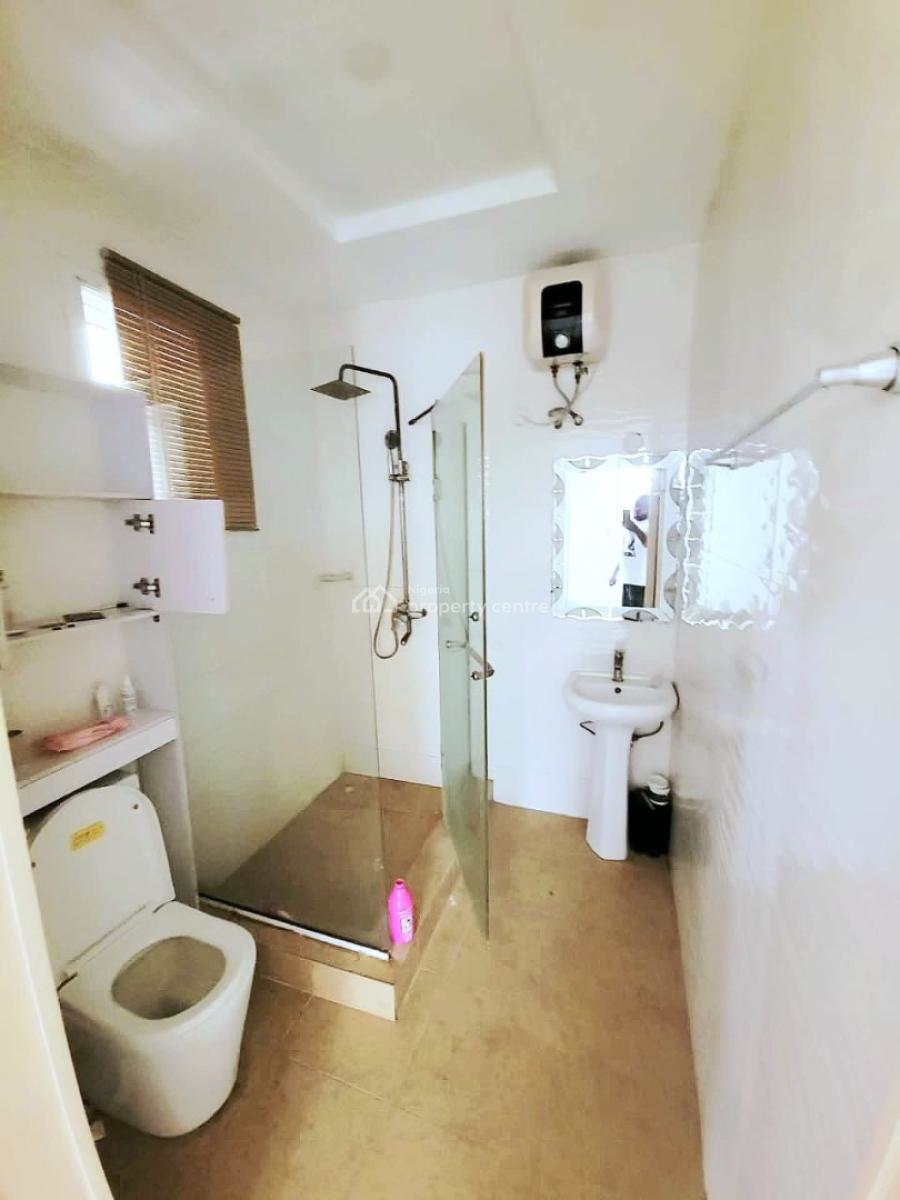 Spacious and Serviced 2-bedroom Maisonette, Lekki Phase 1, Lekki, Lagos, Terraced Duplex for Rent