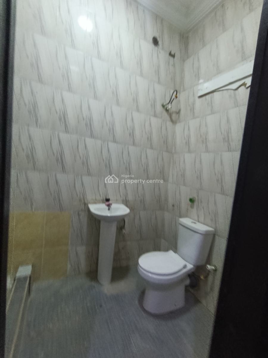 Studio Apartment with Personal Kitchen and Personal Prepaid Meter, Bera Estate Chevron Drive, Lekki, Lagos, Self Contain (single Rooms) for Rent