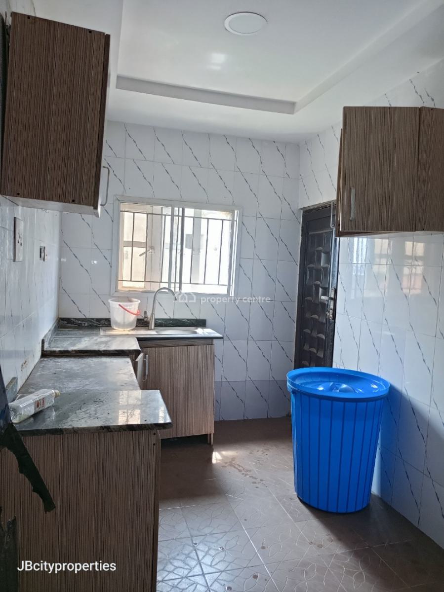 Sharp 2 Bedroom Apartment, Ogombo, Ajah, Lagos, Flat / Apartment for Rent
