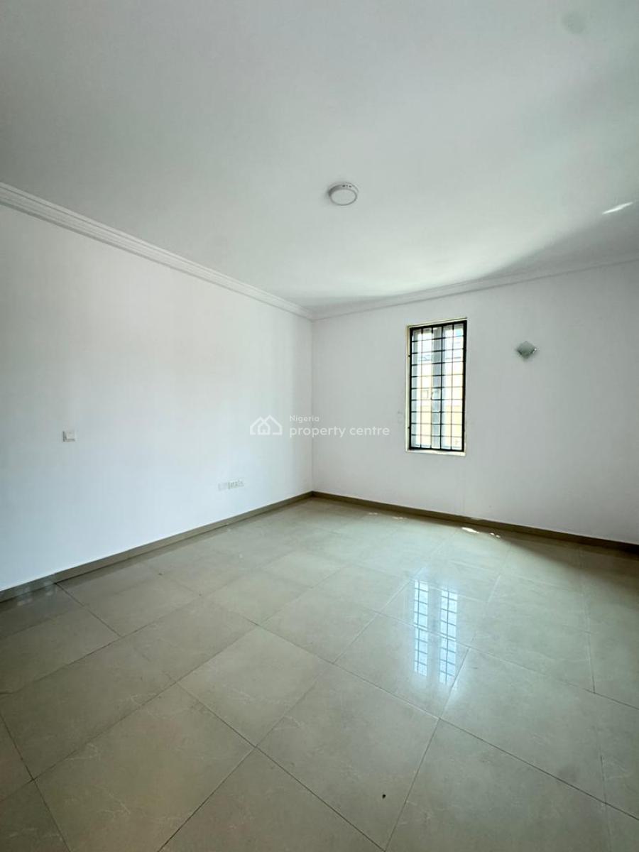 a Well Serviced 2 Bedroom Apartment, Agungi, Lekki, Lagos, Flat / Apartment for Sale