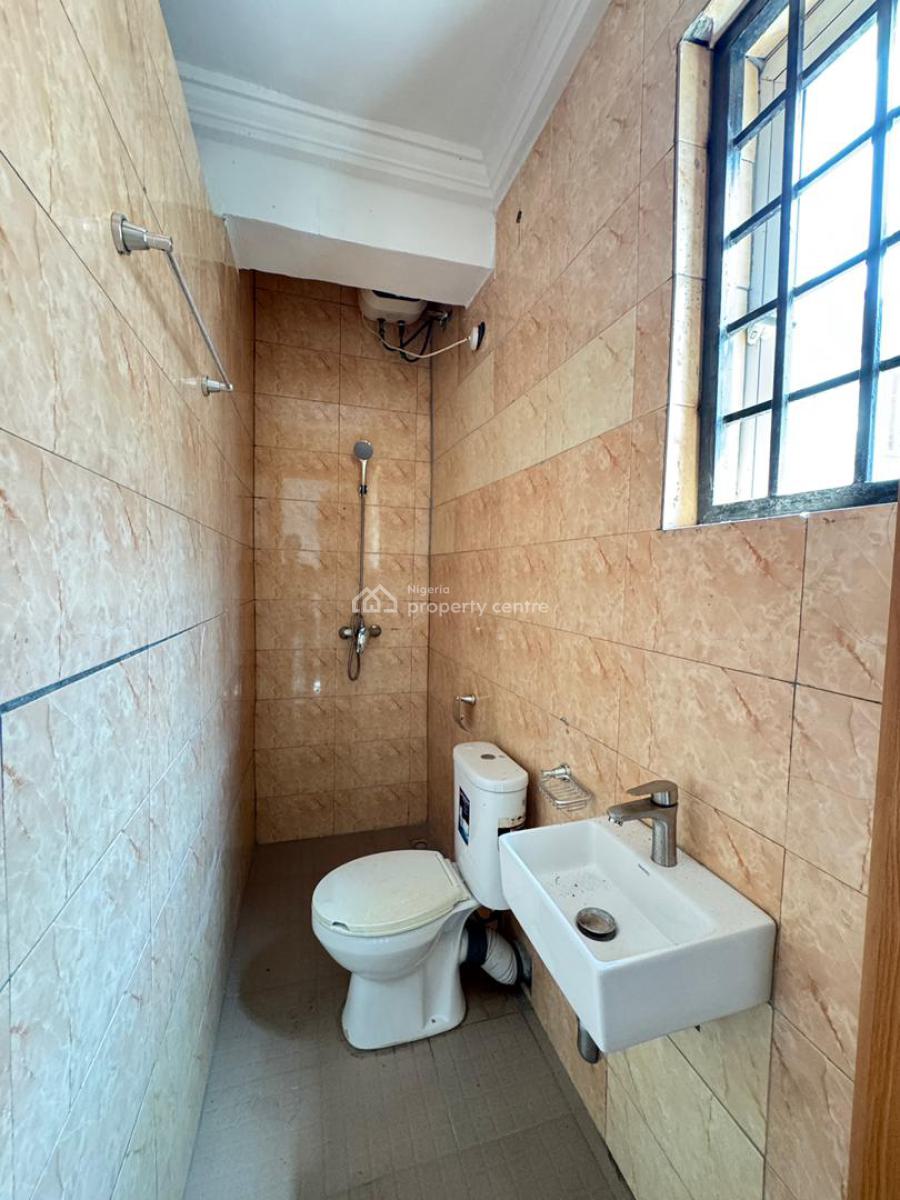 a Well Serviced 2 Bedroom Apartment, Agungi, Lekki, Lagos, Flat / Apartment for Sale