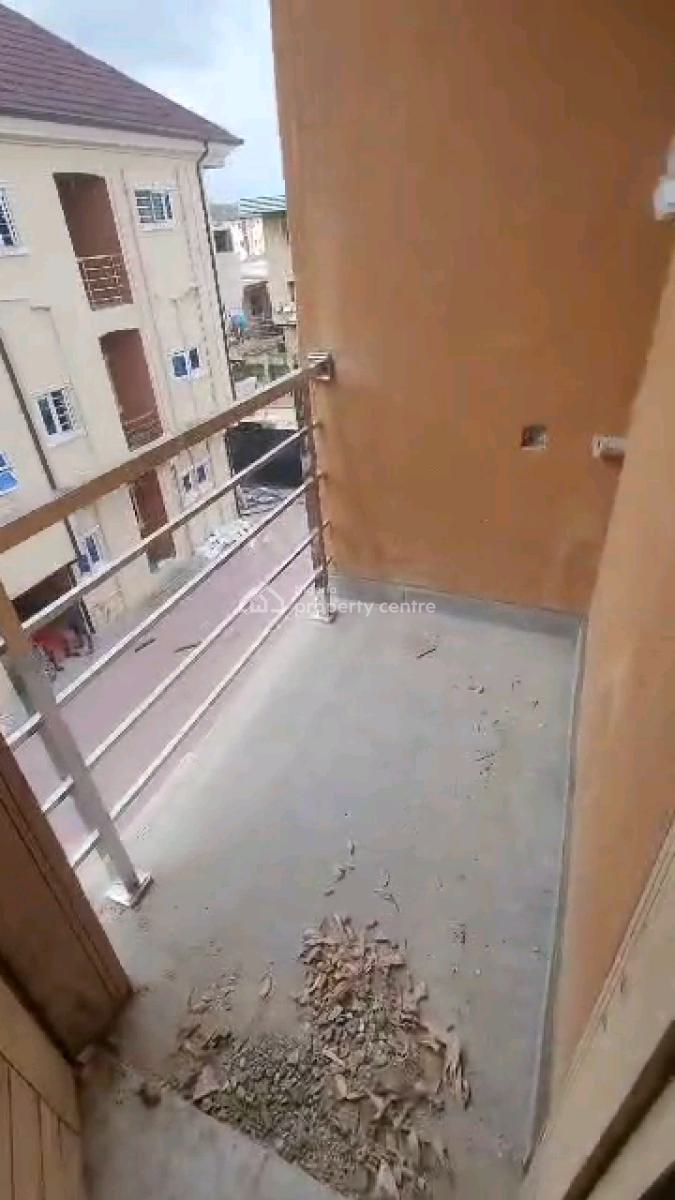 Standard and Spacious Room Self Contain, Onabola Street, Pedro, Gbagada, Lagos, Self Contain (single Rooms) for Rent