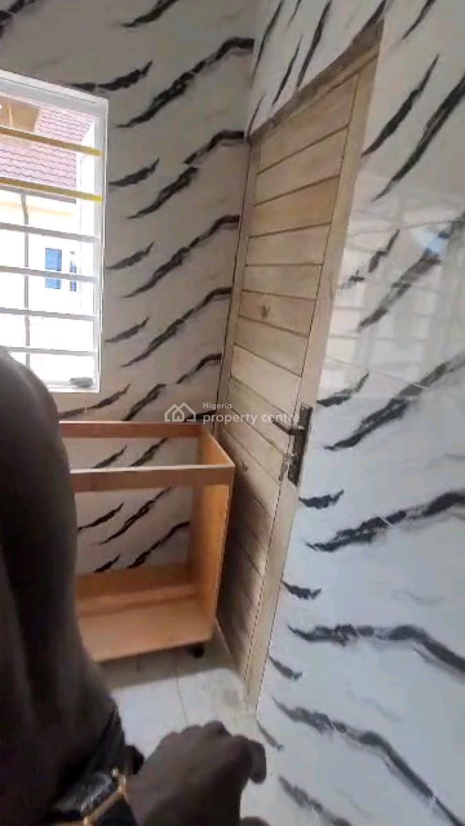 Standard and Spacious Room Self Contain, Onabola Street, Pedro, Gbagada, Lagos, Self Contain (single Rooms) for Rent