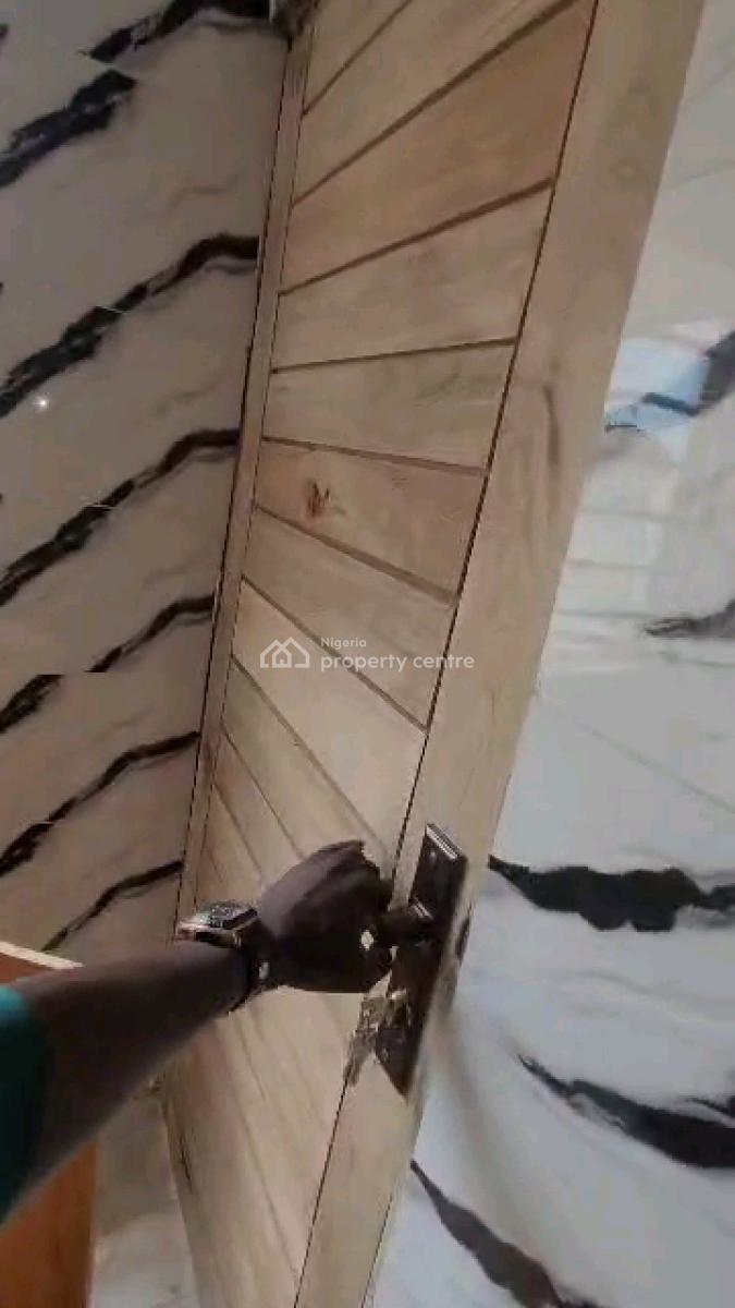 Standard and Spacious Room Self Contain, Onabola Street, Pedro, Gbagada, Lagos, Self Contain (single Rooms) for Rent